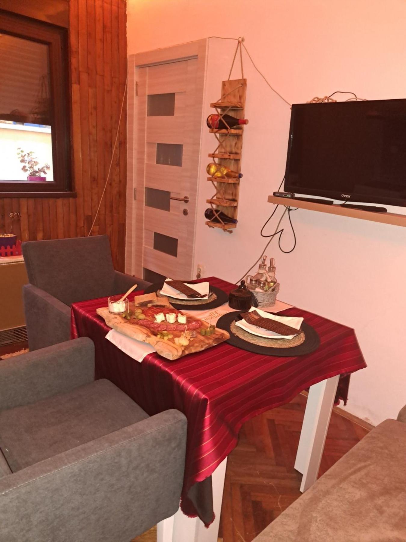 Apartman En Dusanovac エクステリア 写真