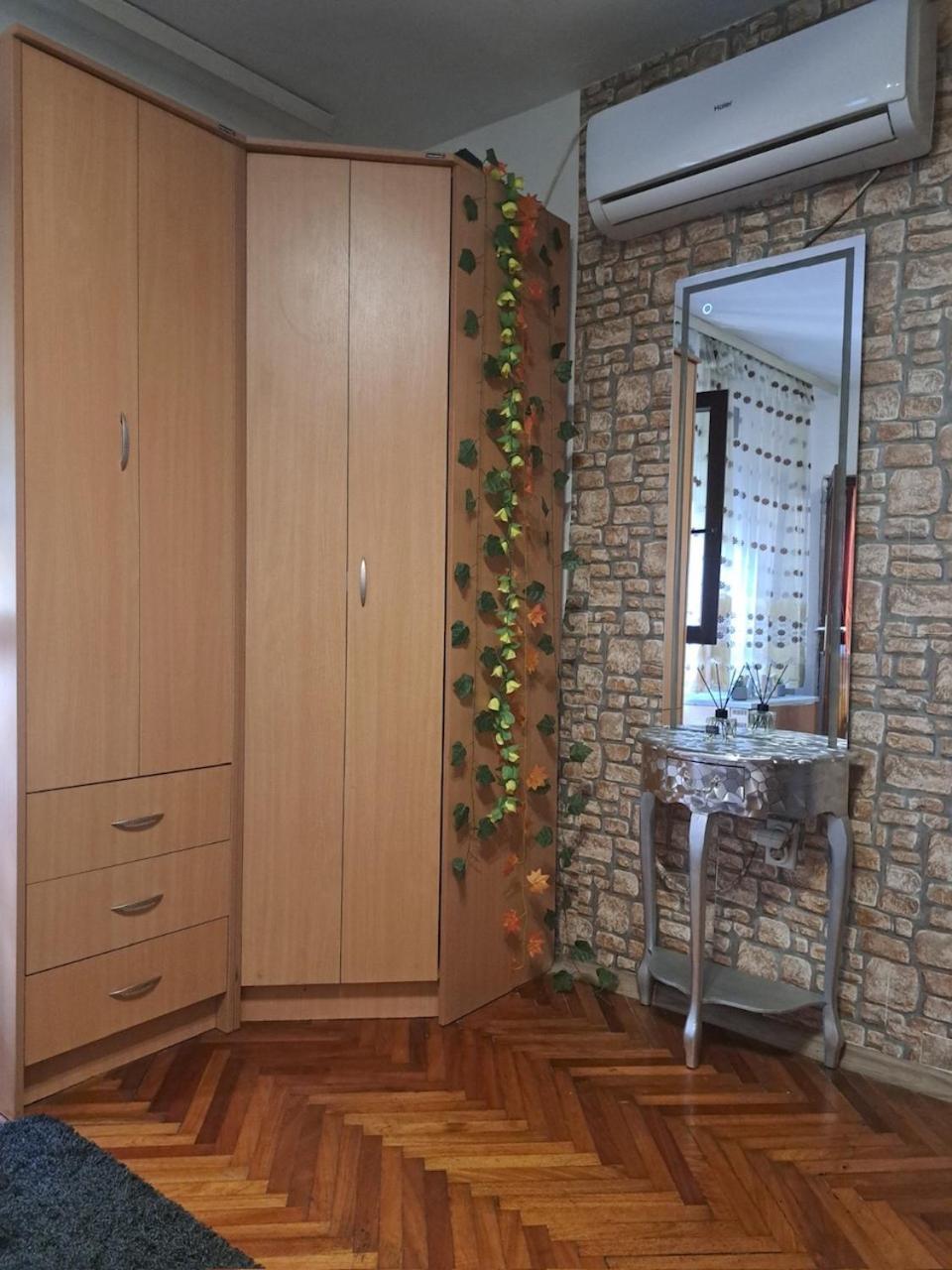 Apartman En Dusanovac エクステリア 写真