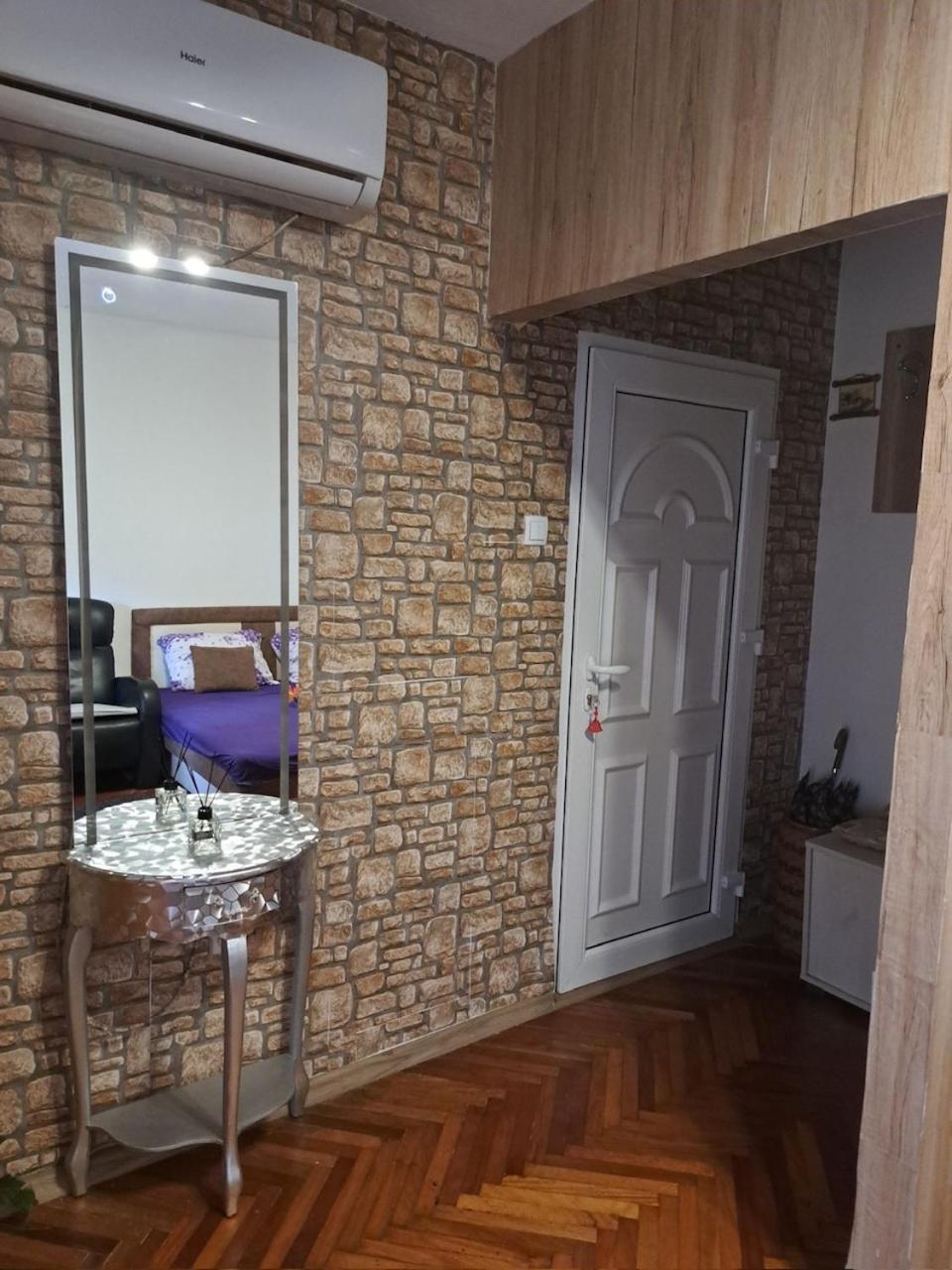 Apartman En Dusanovac エクステリア 写真